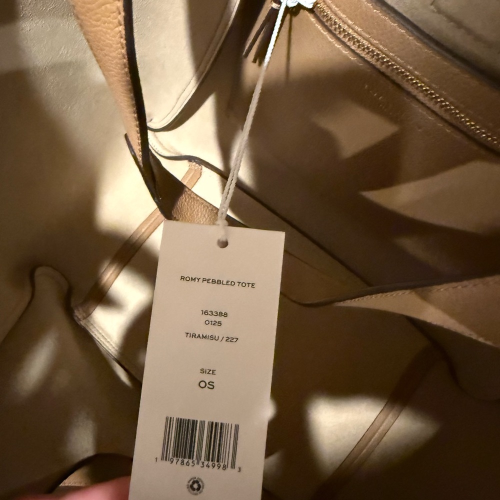 Authentic Tory Burch Romy Pebbled Tote - Picture 10 of 14